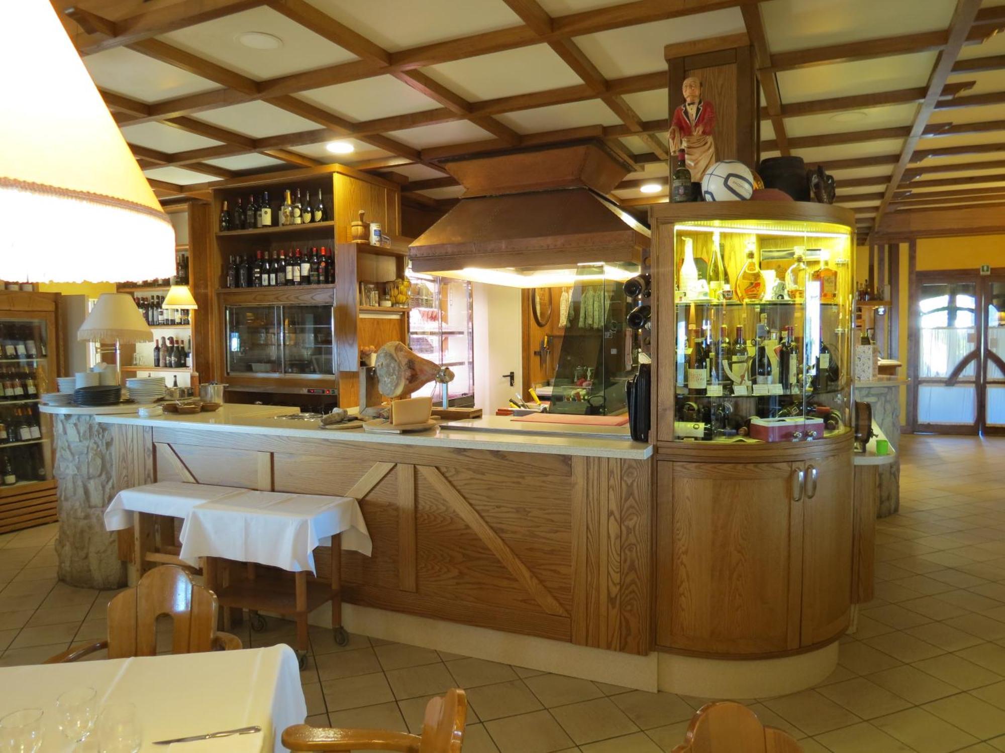 La Baita D'Oro Ristorante Residence Monteduro Екстериор снимка