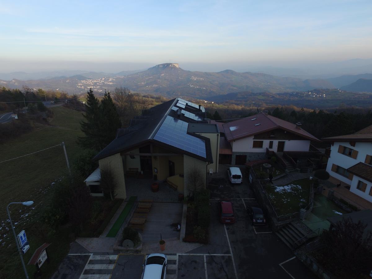 La Baita D'Oro Ristorante Residence Monteduro Екстериор снимка